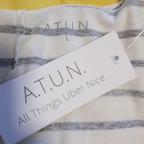 Over-lay - Picture 3 of 7